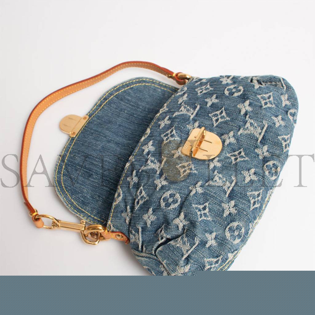 l**is V*t*n monogram denim  pleaty m95050 (26*15*9cm)